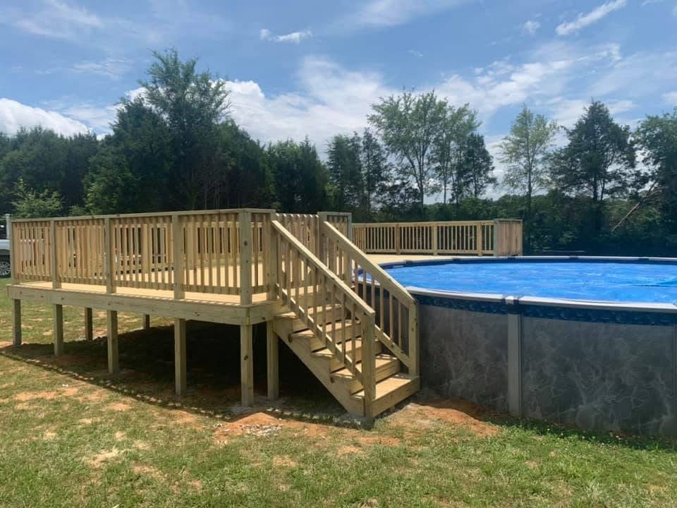 Pool & Elevated Decks
